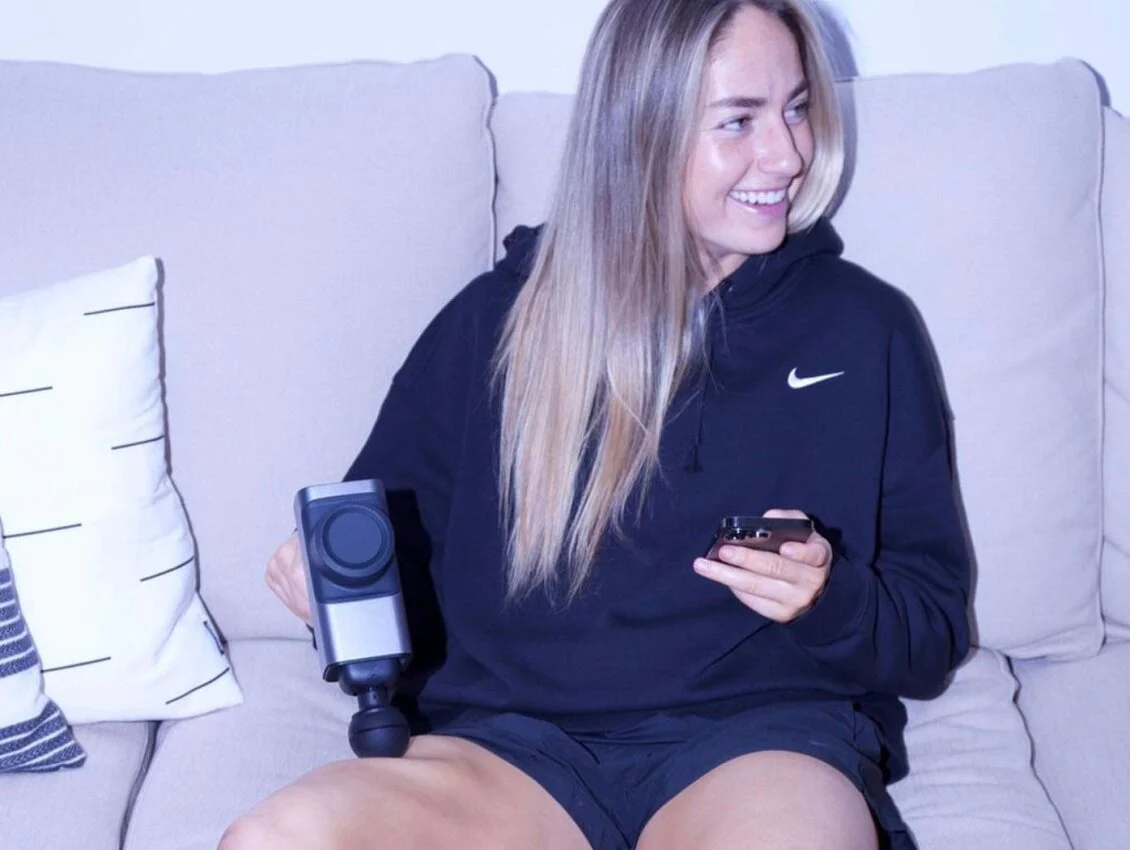 The Power of Massage Guns: A Game-Changer for Footballers like Janine Beckie